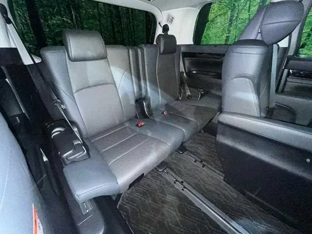 Toyota Alphard G 2023 — миниатюра 4