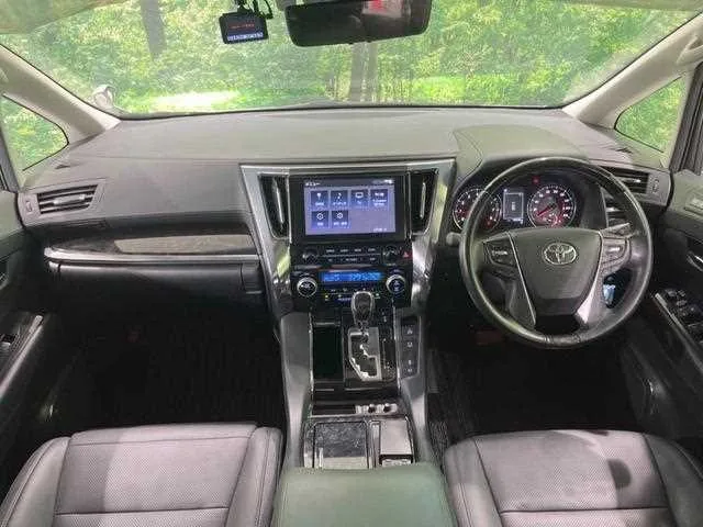 Toyota Alphard G 2023 — миниатюра 2
