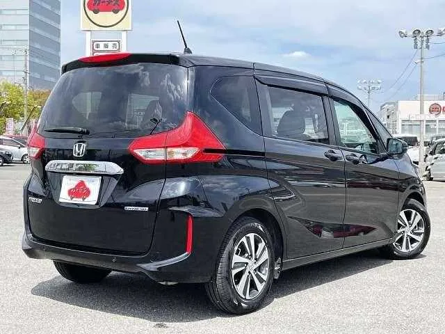 Honda Freed 2023 — миниатюра 2