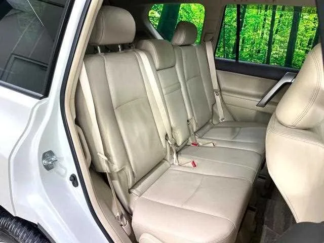 Toyota Land Cruiser Prado 2022 — миниатюра 3