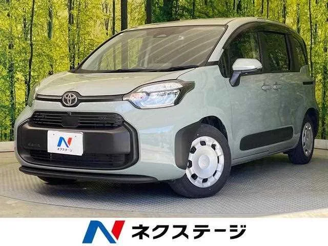 Toyota Sienta 2023 — фото 1, купить с доставкой в Москву