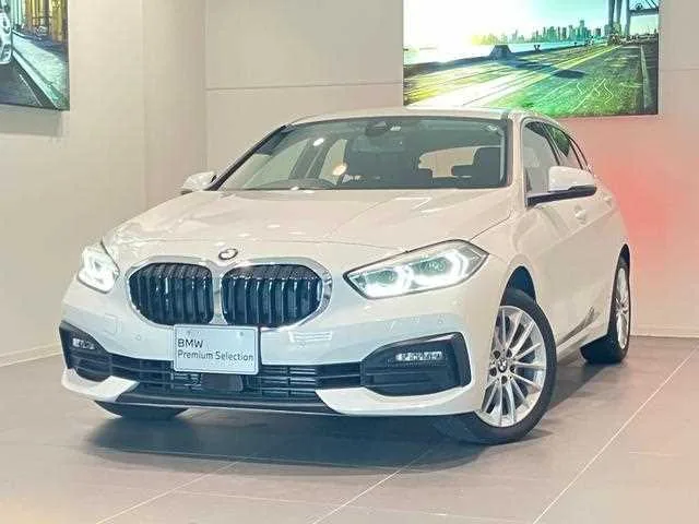 BMW 1 Series 2022 — фото 1, купить с доставкой в Москву
