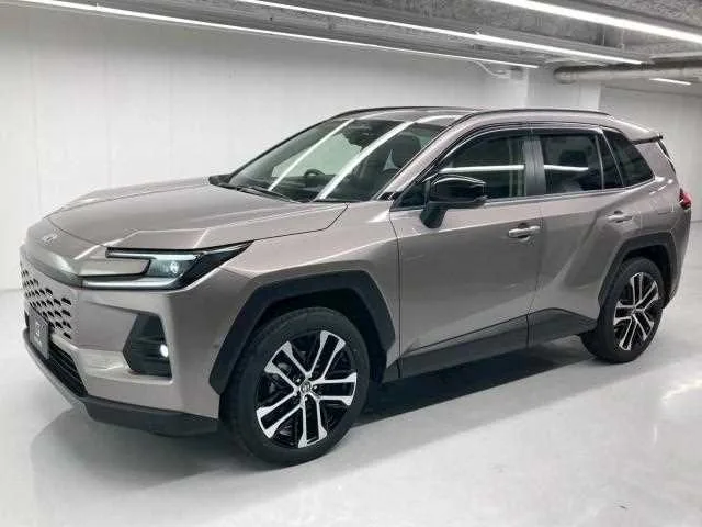 Toyota RAV4 Z 2026 — фото 1, купить с доставкой в Москву