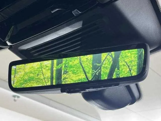 Land Rover Range Rover 2025 — миниатюра 5