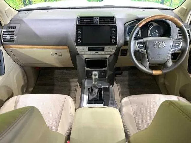 Toyota Land Cruiser Prado 2023 — миниатюра 2