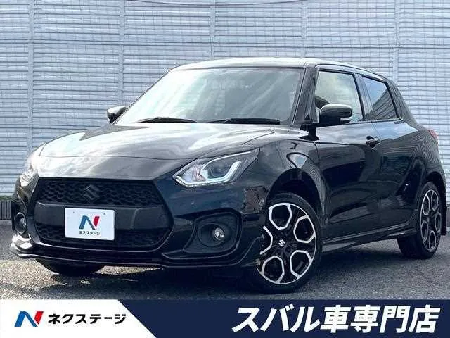 Suzuki Swift 2023 — фото 1, купить с доставкой в Москву