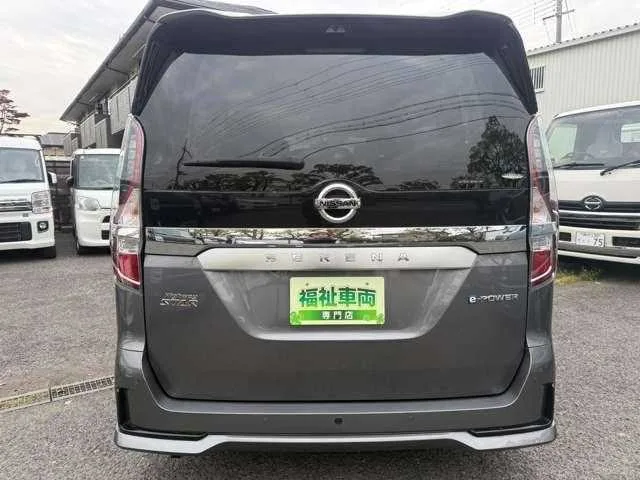 Nissan SERENA 2022 — миниатюра 3