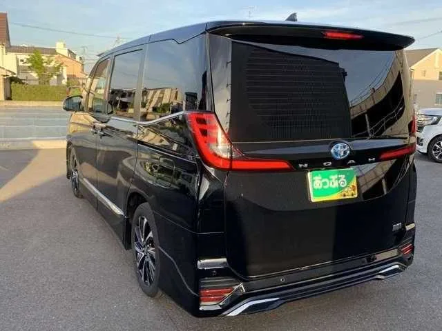 Toyota NOAH 2025 — миниатюра 3