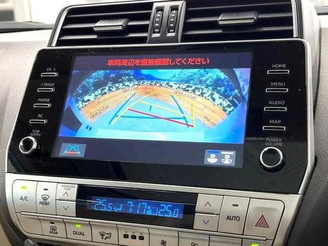 Toyota Land Cruiser Prado 2023 — миниатюра 2