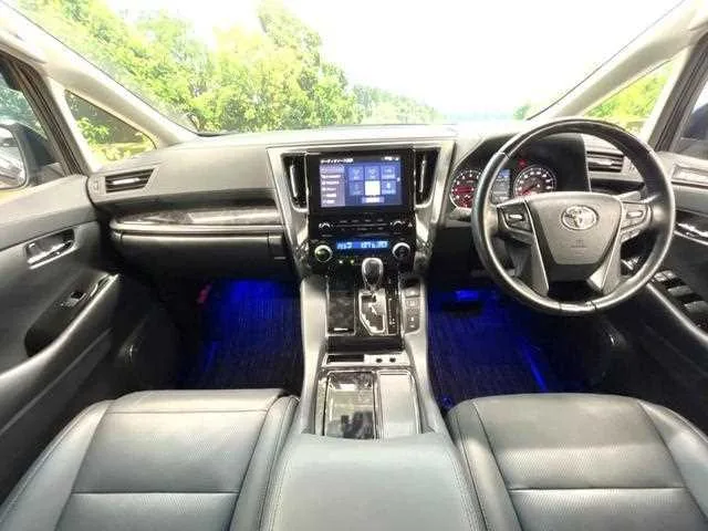 Toyota Alphard G 2022 — миниатюра 2