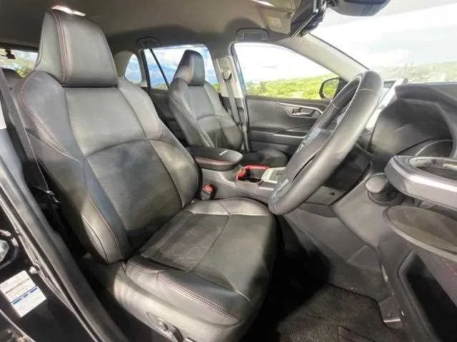 Toyota RAV4 2022 — миниатюра 5