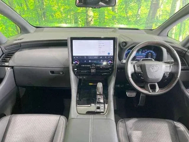 Toyota Vellfire 2023 — миниатюра 2