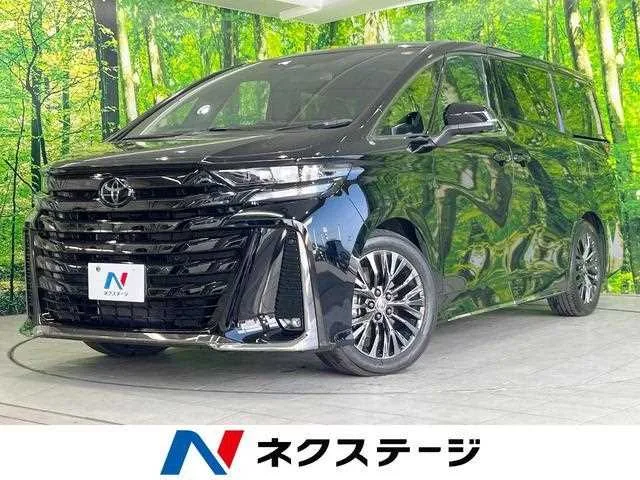 Toyota Vellfire 2023 — фото 1, купить с доставкой в Москву