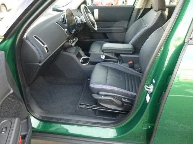 BMW MINI 2024 — миниатюра 3