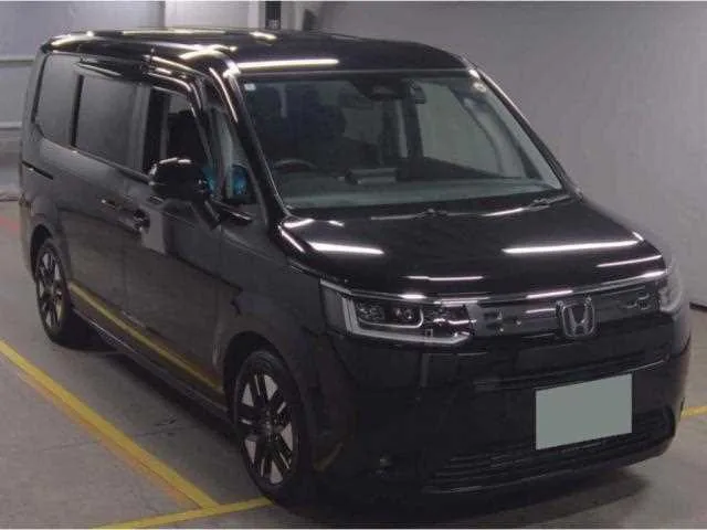 Honda Step WGN HondaSENSING 2024 — фото 1, купить с доставкой в Москву