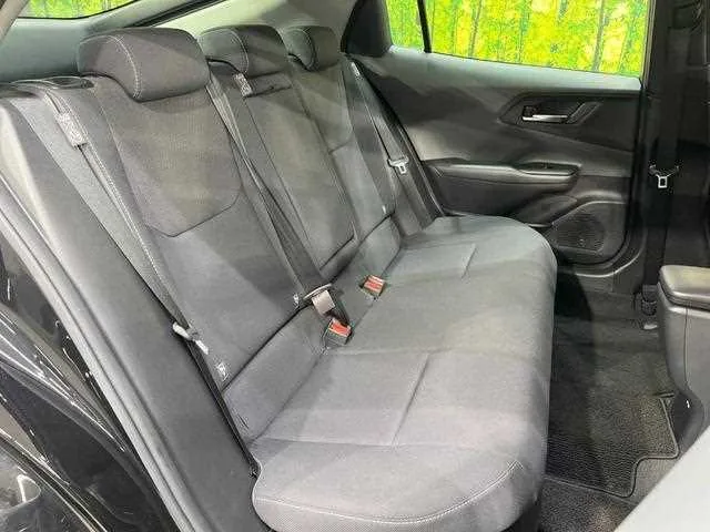 Toyota Prius 2023 — миниатюра 3