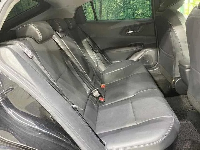 Toyota Prius 2023 — миниатюра 3