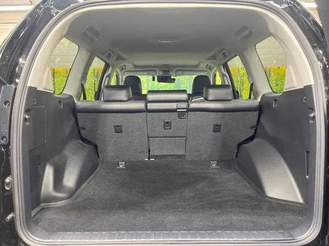 Toyota Land Cruiser Prado 2023 — миниатюра 4