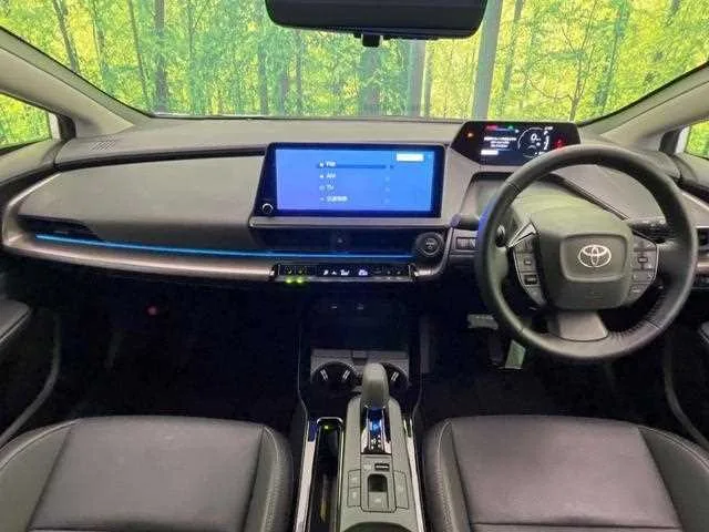 Toyota Prius 2025 — миниатюра 2
