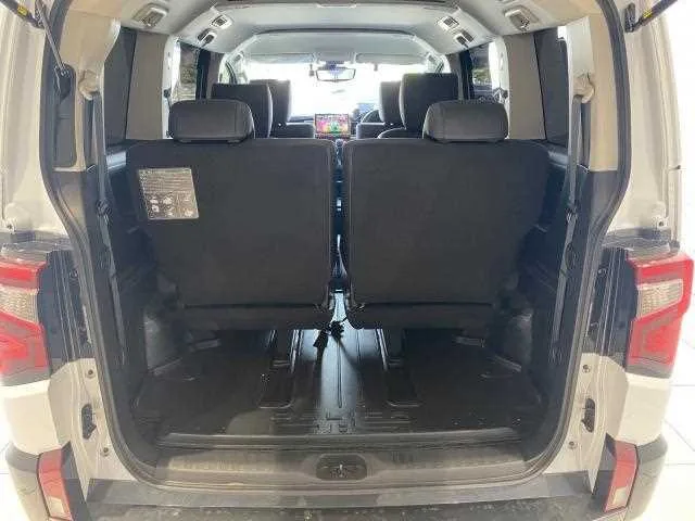 Mitsubishi Delica D:5 2026 — миниатюра 4
