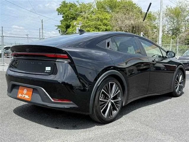 Toyota Prius 2023 — миниатюра 5