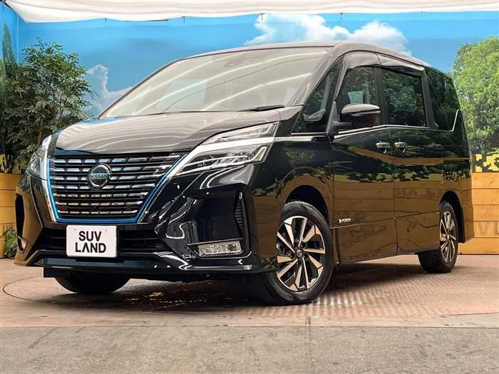 Nissan Serena 2022 — фото 1, купить с доставкой в Москву