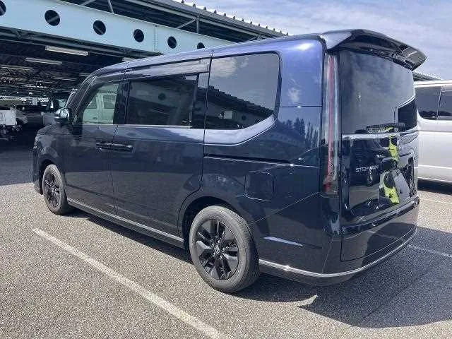 Honda Step WGN 2023 — миниатюра 2