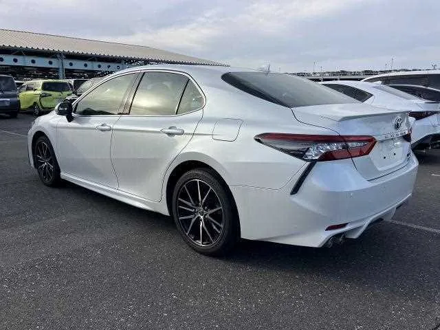Toyota Camry 2023 — миниатюра 2