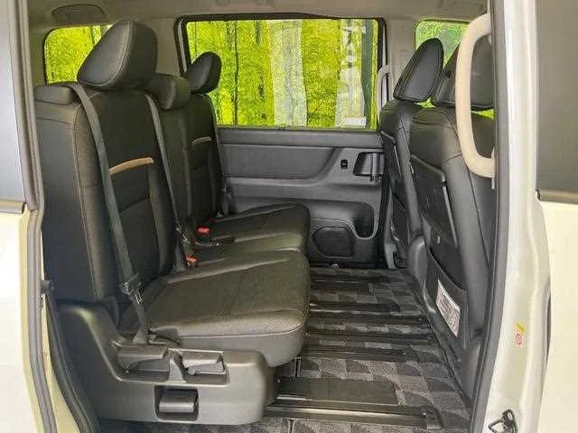 Nissan Serena 2024 — миниатюра 3