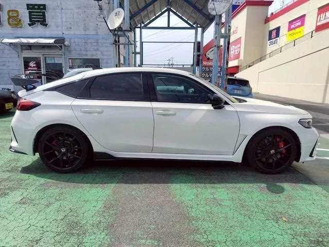 Honda Civic 2023 — миниатюра 3