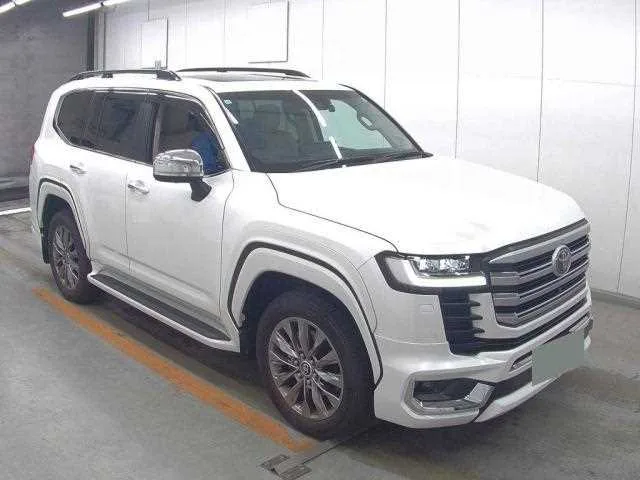 Toyota Land Cruiser 2023 — фото 1, купить с доставкой в Москву