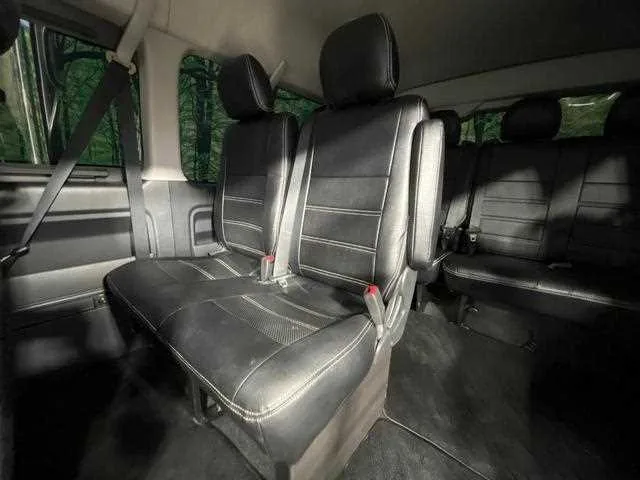 Toyota Hiace Wagon 2022 — миниатюра 4