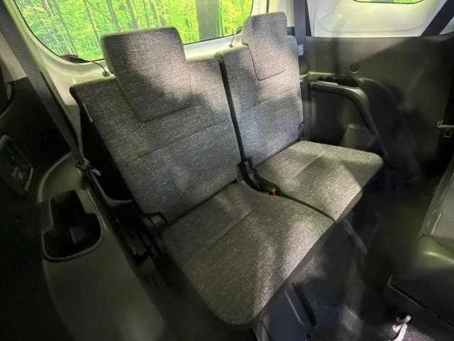 Toyota Sienta 2024 — миниатюра 4