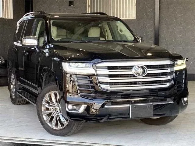 Toyota Land Cruiser 2023 — фото 1, купить с доставкой в Москву