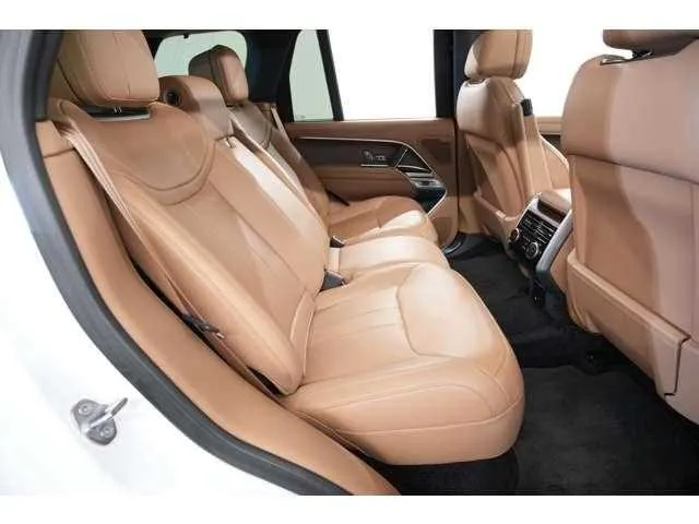 Land Rover Range Rover 2023 — миниатюра 3
