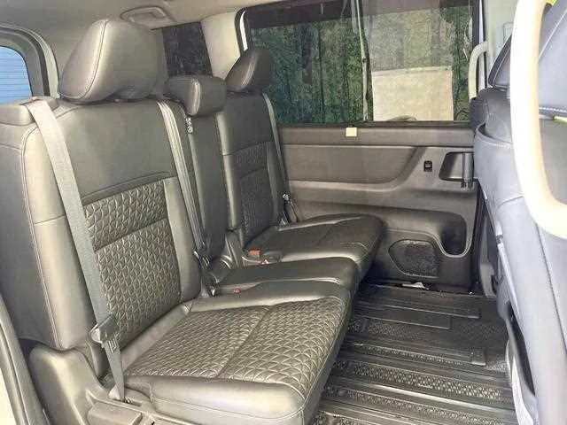 Nissan Serena 2024 — миниатюра 3