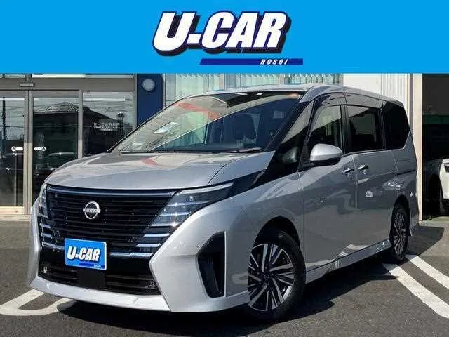 Nissan Serena 2023 — фото 1, купить с доставкой в Москву