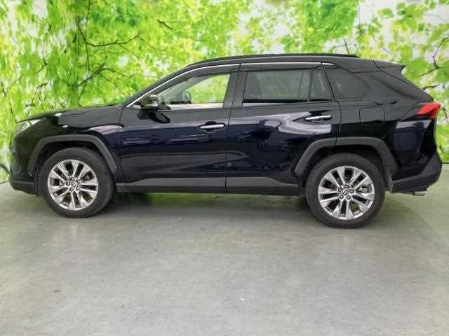 Toyota RAV4 2023 — миниатюра 2