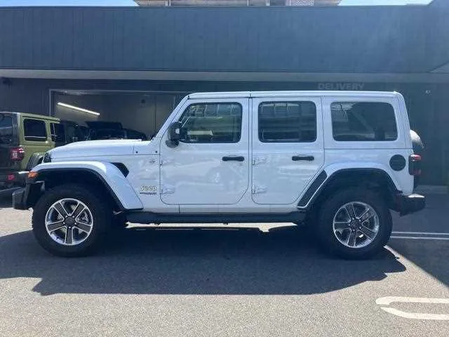 Jeep Wrangler 2022 — миниатюра 2
