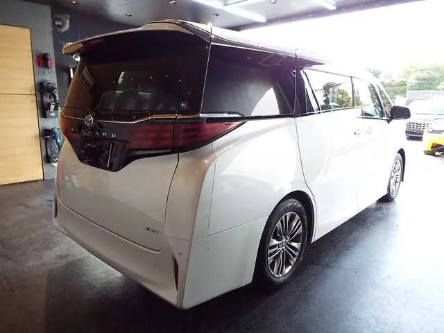 Toyota Alphard G 2024 — миниатюра 2