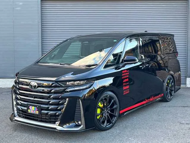 Toyota Vellfire 2024 — фото 1, купить с доставкой в Москву