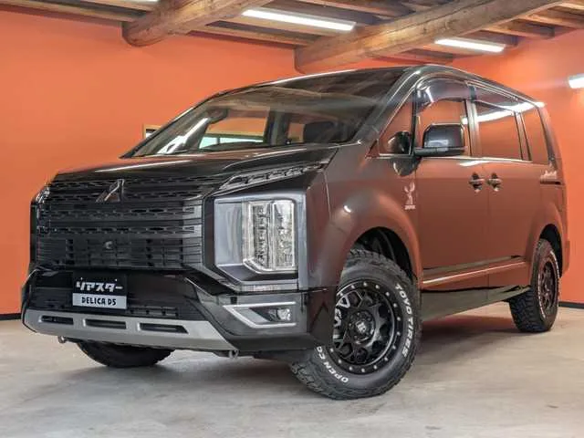 Mitsubishi Delica D:5 2023 — фото 1, купить с доставкой в Москву