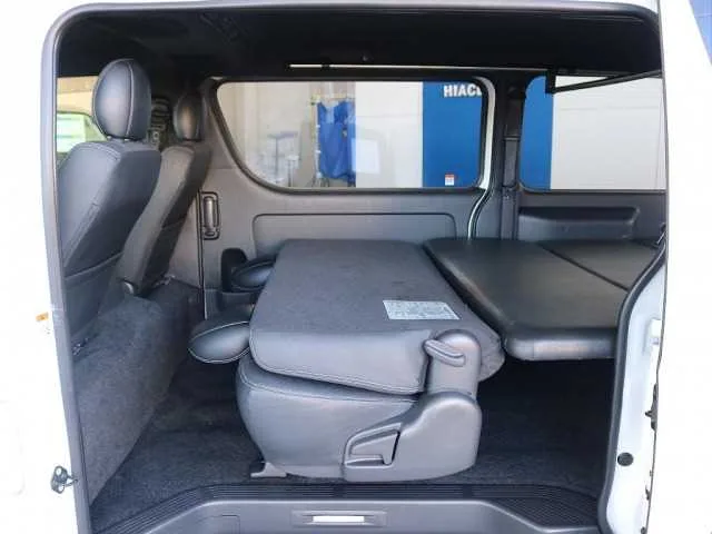 Toyota HIACE VAN 2024 — миниатюра 3