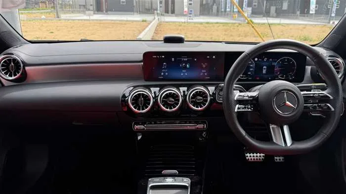 Mercedes-Benz A-Class A200d AMG 2024 — миниатюра 5