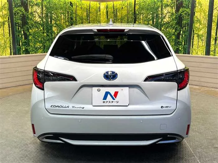 Toyota Corolla Sedan 2025 — миниатюра 4