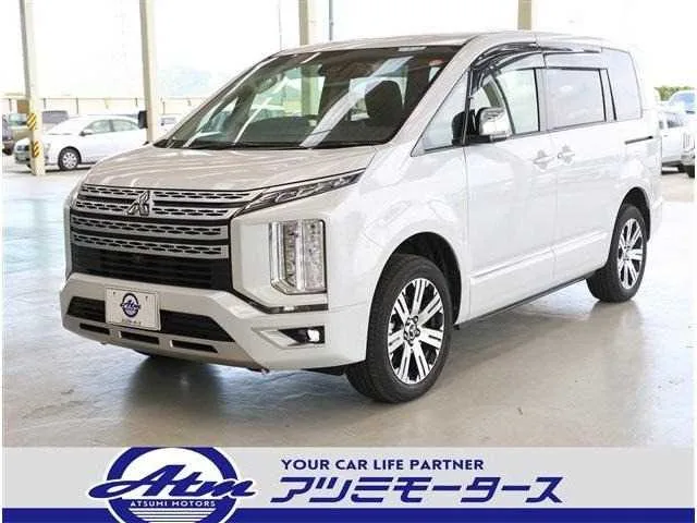 Mitsubishi Delica D:5 2024 — фото 1, купить с доставкой в Москву