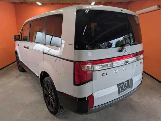 Mitsubishi Delica D:5 2025 — миниатюра 5