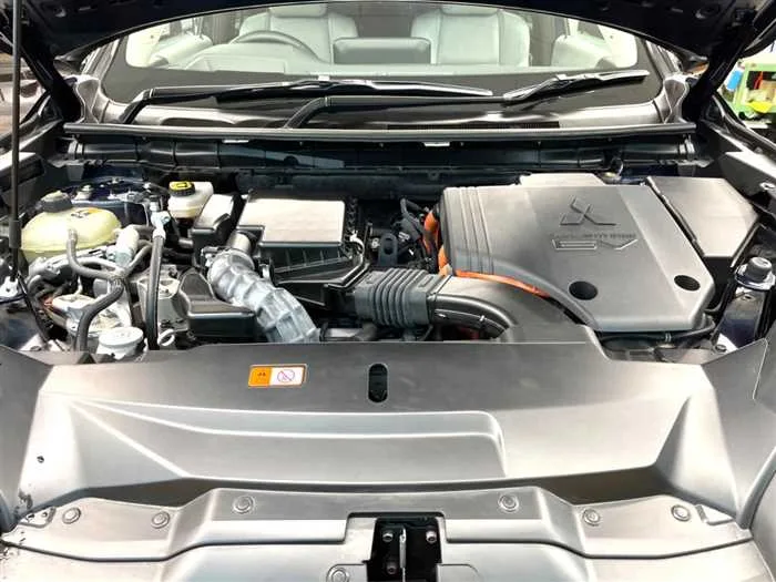 Mitsubishi OUTLANDER PHEV 2022 — миниатюра 5