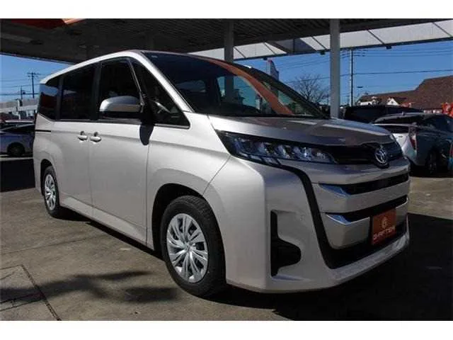 Toyota Noah 2022 — миниатюра 5