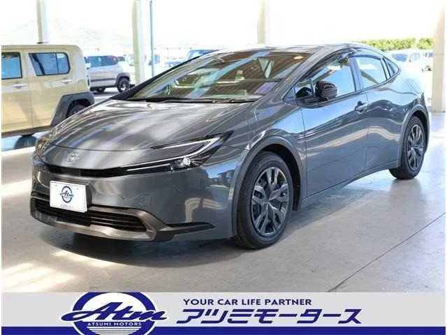 Toyota Prius 2024 — фото 1, купить с доставкой в Москву